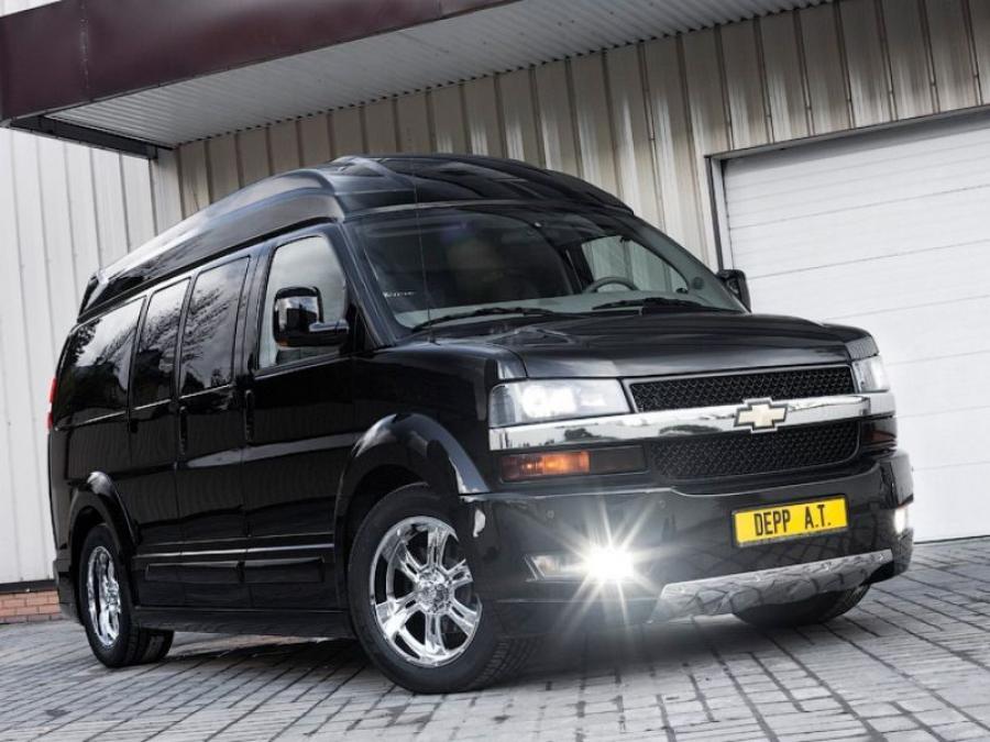  Chevrolet Express Explorer by Depp AT 2002 года  (фото 1 из 8)